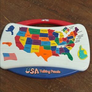 USA Talking Puzzle - Kids Educational Map Toy (Red, Blue, White)
